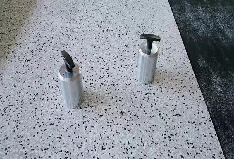 diagnosing vinyl flooring color problems